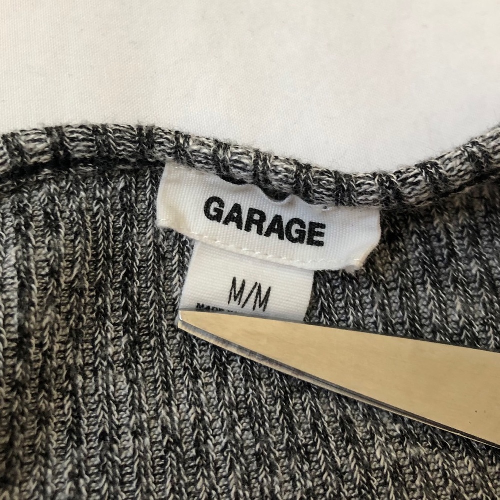 Garage: Salt & Pepper Ribbed Top - Picture 5 of 5